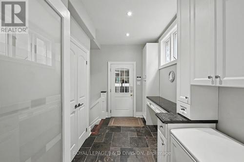 17 Agar Crescent, Toronto, ON 