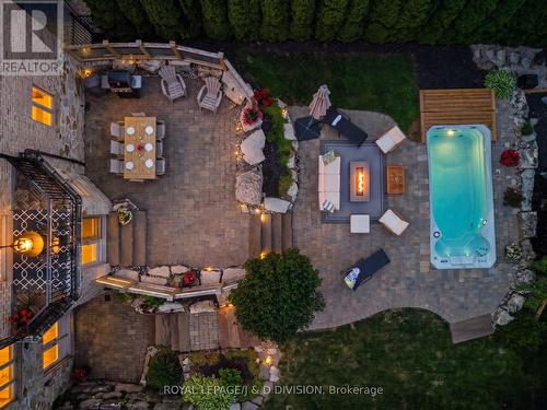 17 Agar Crescent, Toronto, ON 