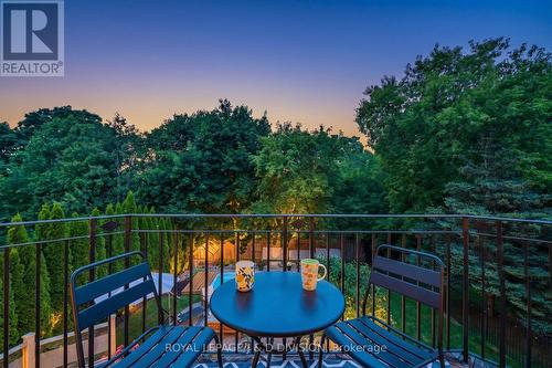 17 Agar Crescent, Toronto, ON 