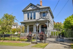 255 Government St Victoria, BC V8Y 2A1