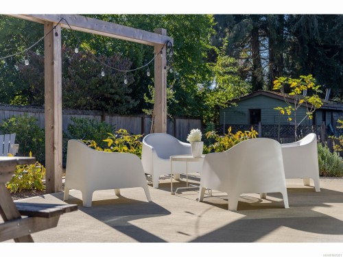 538 Tamarack Dr, Qualicum Beach, BC 