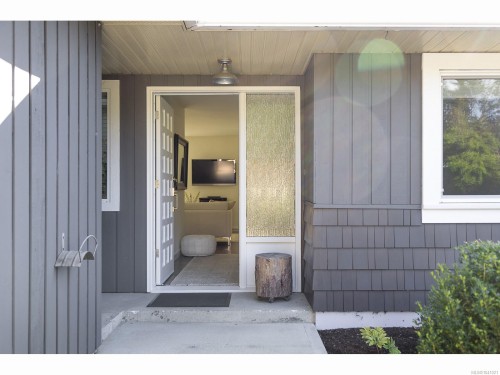 538 Tamarack Dr, Qualicum Beach, BC 