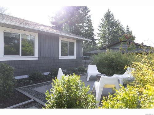 538 Tamarack Dr, Qualicum Beach, BC 