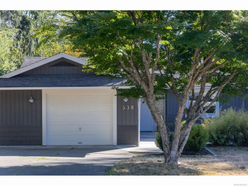 538 Tamarack Dr, Qualicum Beach, BC 