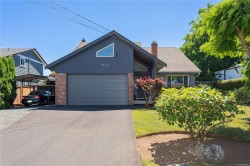1649 Mallard Dr Nanaimo, BC V9S 2X8