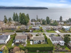 724 Galerno Rd Campbell River, BC V9W 5J3