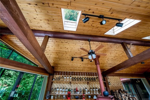 1698 Millstream Rd, Highlands, BC 