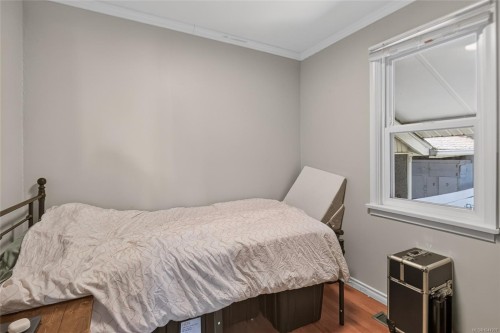 930 Wharncliffe Rd, Duncan, BC 