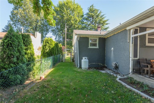 930 Wharncliffe Rd, Duncan, BC 
