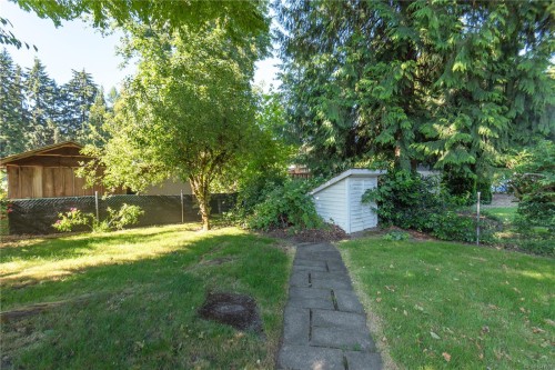 930 Wharncliffe Rd, Duncan, BC 