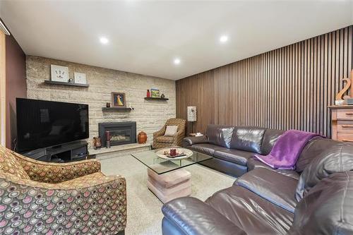 39 D'Arcy Dr, Winnipeg, MB 