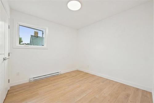 127 Traverse Ave, Winnipeg, MB 