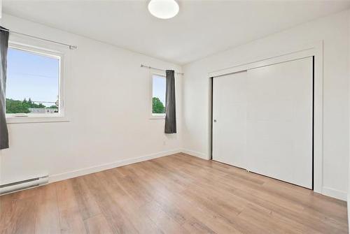 127 Traverse Ave, Winnipeg, MB 
