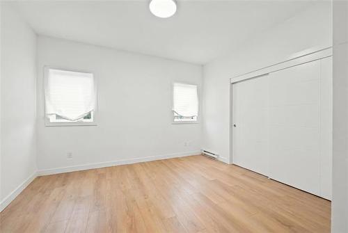 127 Traverse Ave, Winnipeg, MB 