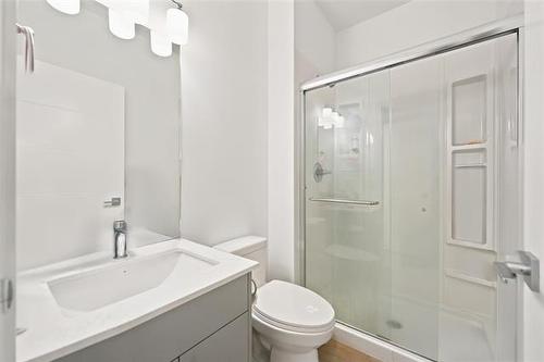 127 Traverse Ave, Winnipeg, MB 