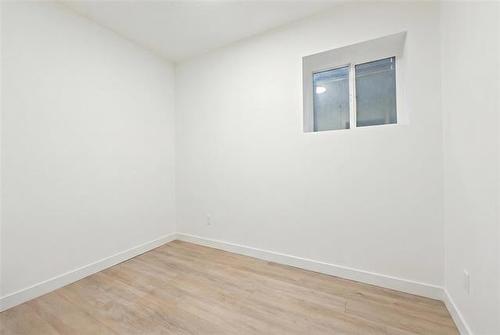 127 Traverse Ave, Winnipeg, MB 