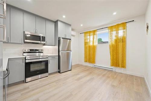 127 Traverse Ave, Winnipeg, MB 