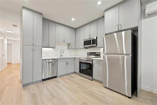 127 Traverse Ave, Winnipeg, MB 