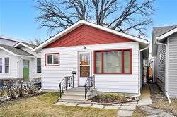 693 Walker AVE  Winnipeg, MB R3L 1C6