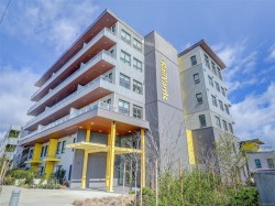 #403-757 Tyee Rd Victoria, BC V9A 7P7