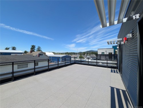 #102-2270 Harbour Rd, Sidney, BC 