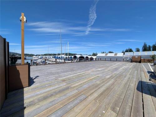 #102-2270 Harbour Rd, Sidney, BC 