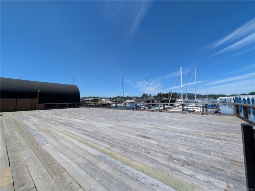 #102-2270 Harbour Rd, Sidney, BC 
