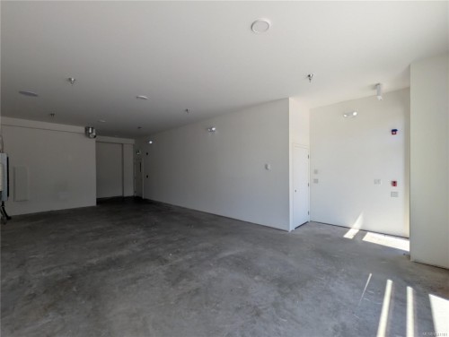 #102-2270 Harbour Rd, Sidney, BC 