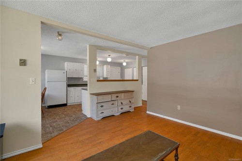 9503 Scott St, Port Hardy, BC 