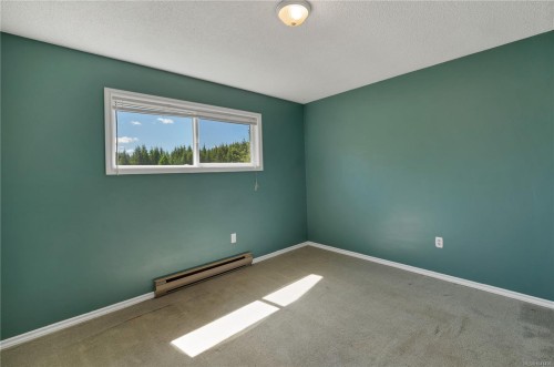 9503 Scott St, Port Hardy, BC 