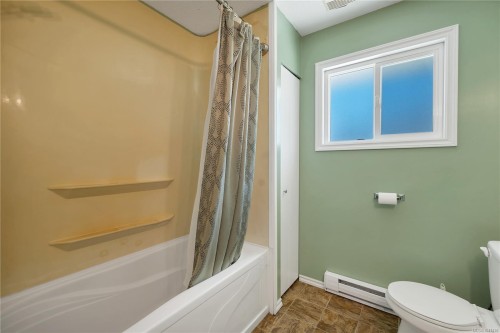 9503 Scott St, Port Hardy, BC 