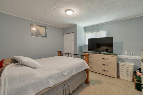 9503 Scott St, Port Hardy, BC 