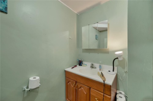 9503 Scott St, Port Hardy, BC 