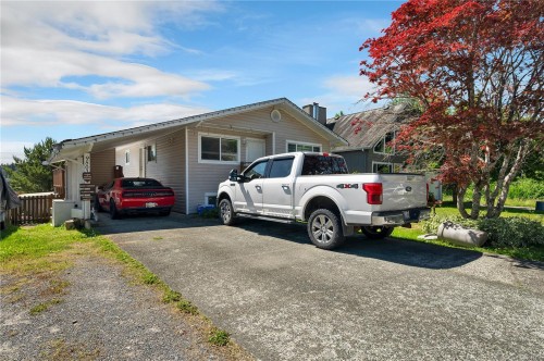 9503 Scott St, Port Hardy, BC 