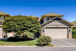 6104 Avery Lane Nanaimo, BC V9T 6R5