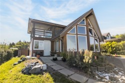 1049 Sixth Ave Ucluelet, BC V0R 3A0