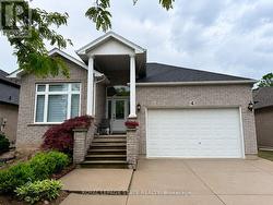 LOWER UNIT - 4 WATERSIDE DRIVE  Hamilton, ON L8E 5T9