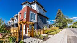 6-760 Raymer Avenue Kelowna, BC V1Y 4Z8
