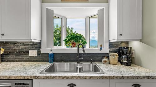 850 Packing Shed Road, Creston, BC 