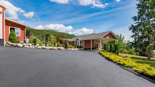 850 Packing Shed Road, Creston, BC 