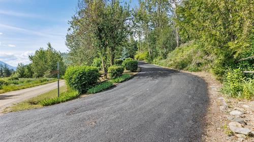 850 Packing Shed Road, Creston, BC 