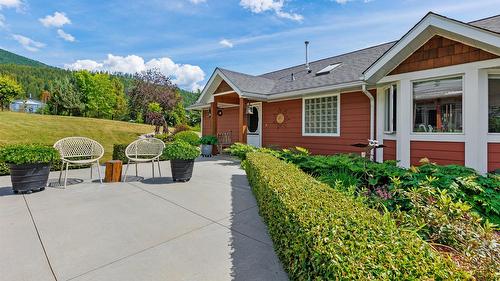 850 Packing Shed Road, Creston, BC 