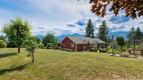 850 Packing Shed Road, Creston, BC 