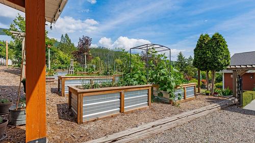 850 Packing Shed Road, Creston, BC 