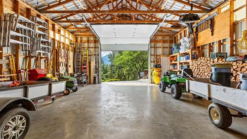 850 Packing Shed Road, Creston, BC 