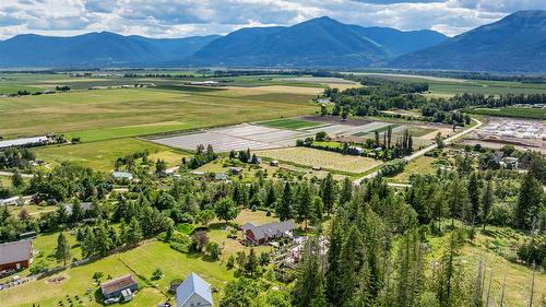 850 Packing Shed Road, Creston, BC 