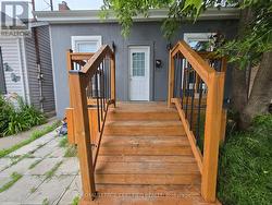 195 PICTON STREET E Hamilton, ON L8L 3W8