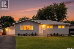 41 Klaehn CRESCENT  Saskatoon, SK S7L 4G4