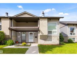 11 NORTHWOODS VG NW  Edmonton, AB T5X 1T2