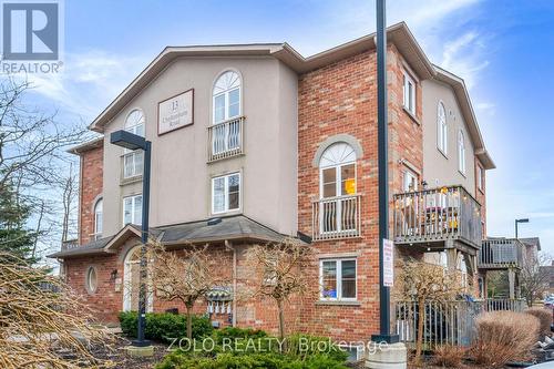2 - 13 CHELTENHAM ROAD  Barrie, ON L4M 0E7